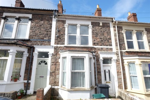 View Full Details for HOUSE FOR MODERNISATION - WESTWOOD CRESCENT