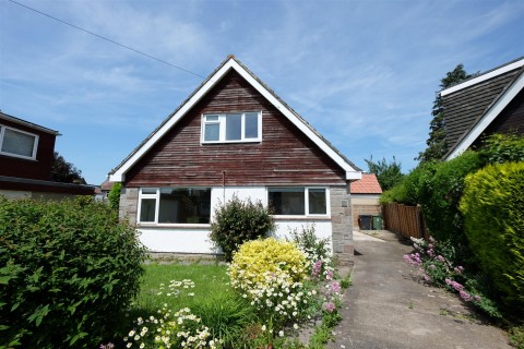 View Full Details for DETACHED BUNGALOW FOR BASIC UPDATING
