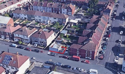 View Full Details for DOUBLE GARAGE - DEVELOPMENT POTENTIAL
