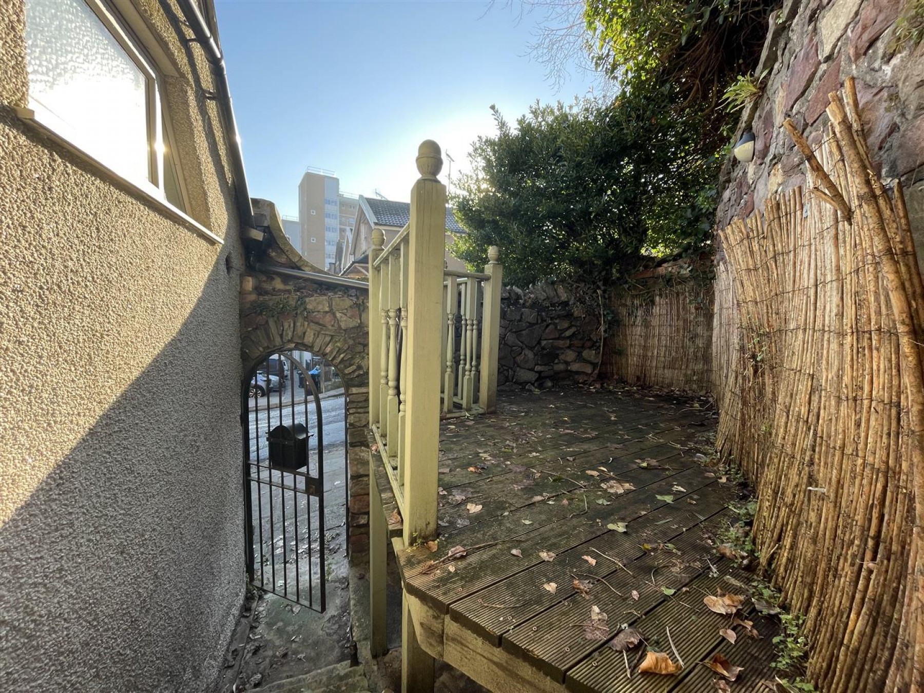 Images for FLAT | REDUCED PRICE | CLIFTON