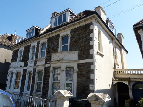 View Full Details for Cromwell Road, St. Andrews, Bristol