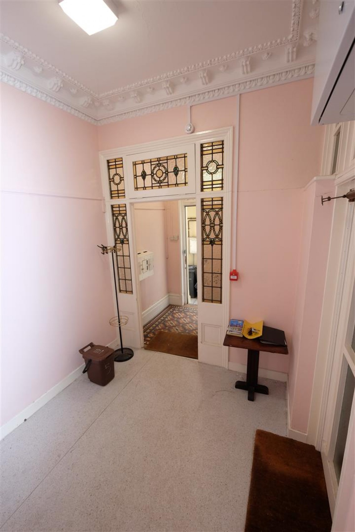 Images for 5b ( First Floor Flat ) Cotham Lawn Road, Bristol