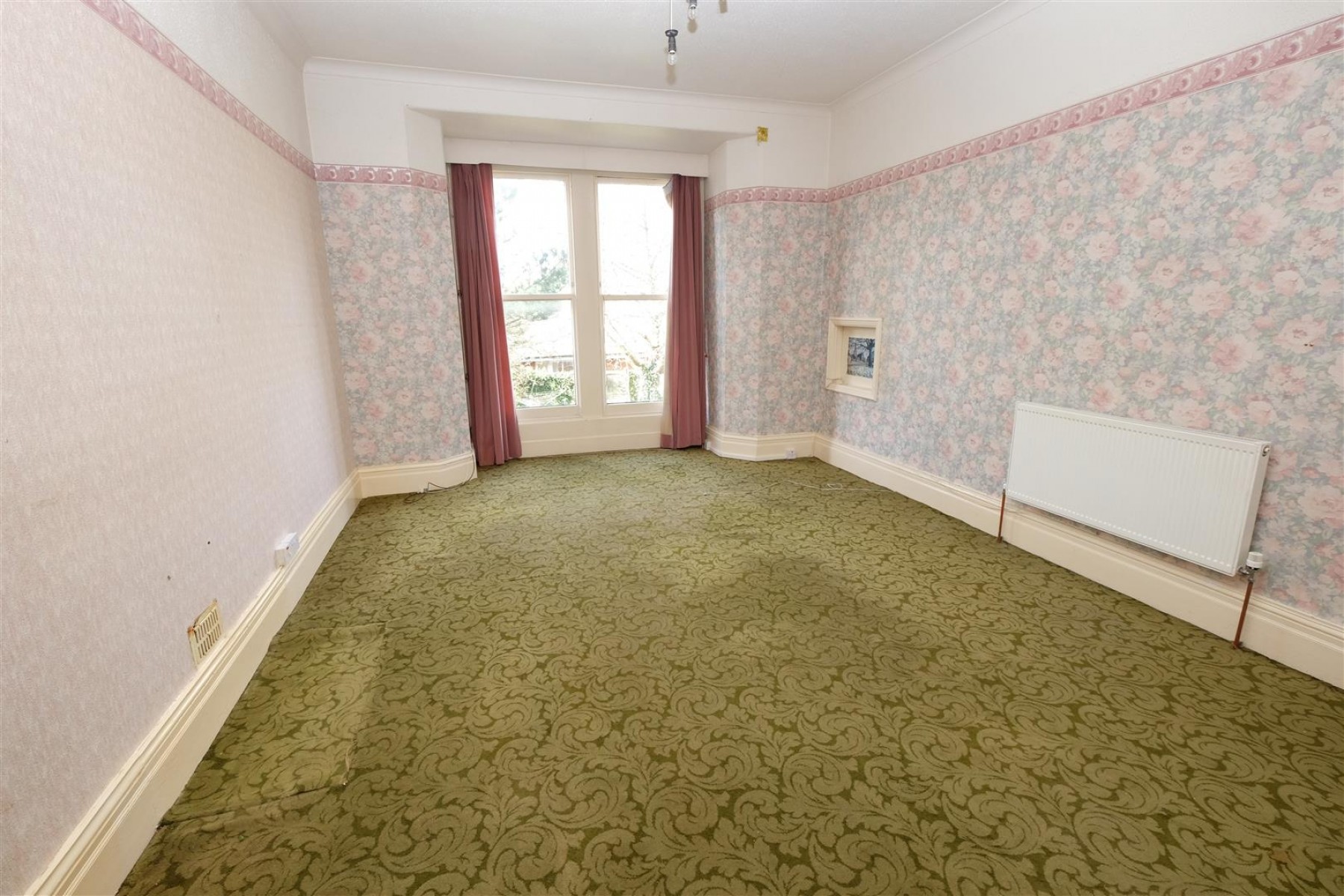 Images for 5a ( Hall Floor Flat ) Cotham Lawn Road, Bristol