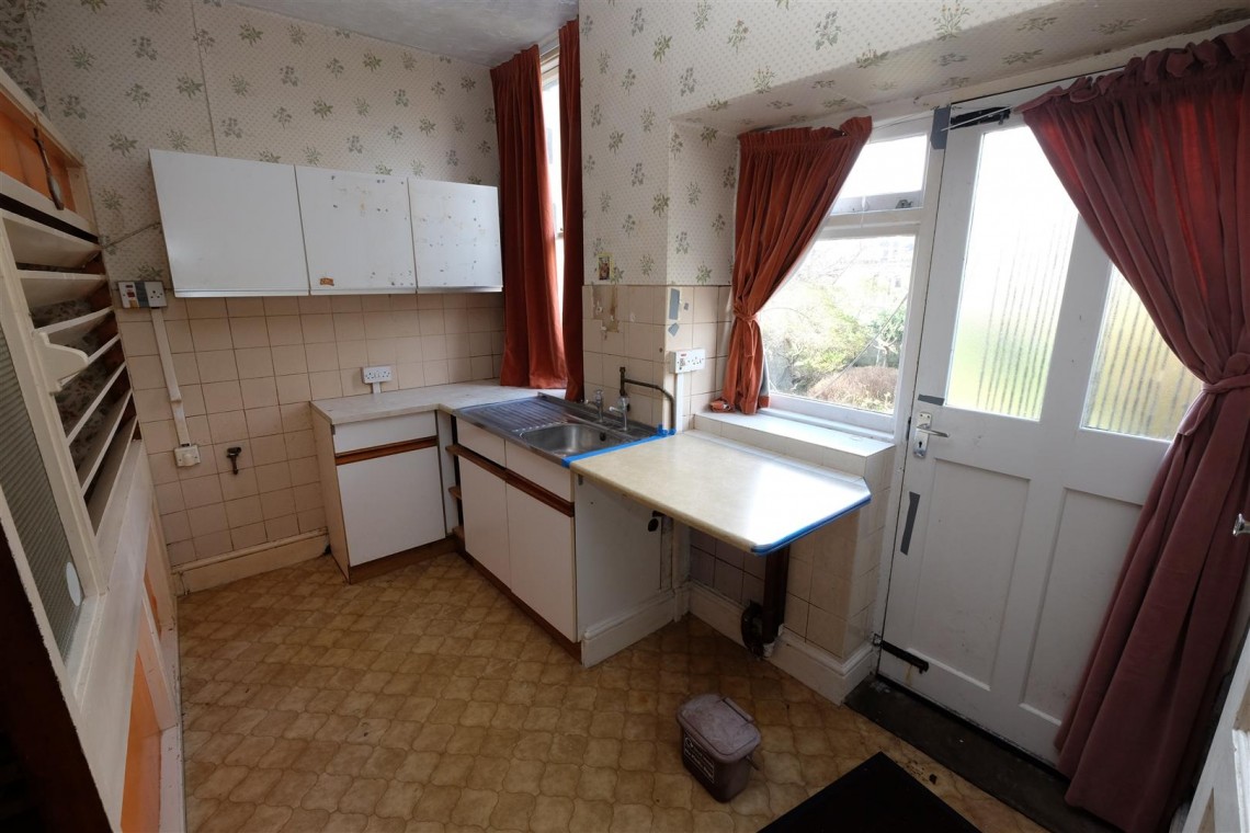 Images for 5a ( Hall Floor Flat ) Cotham Lawn Road, Bristol