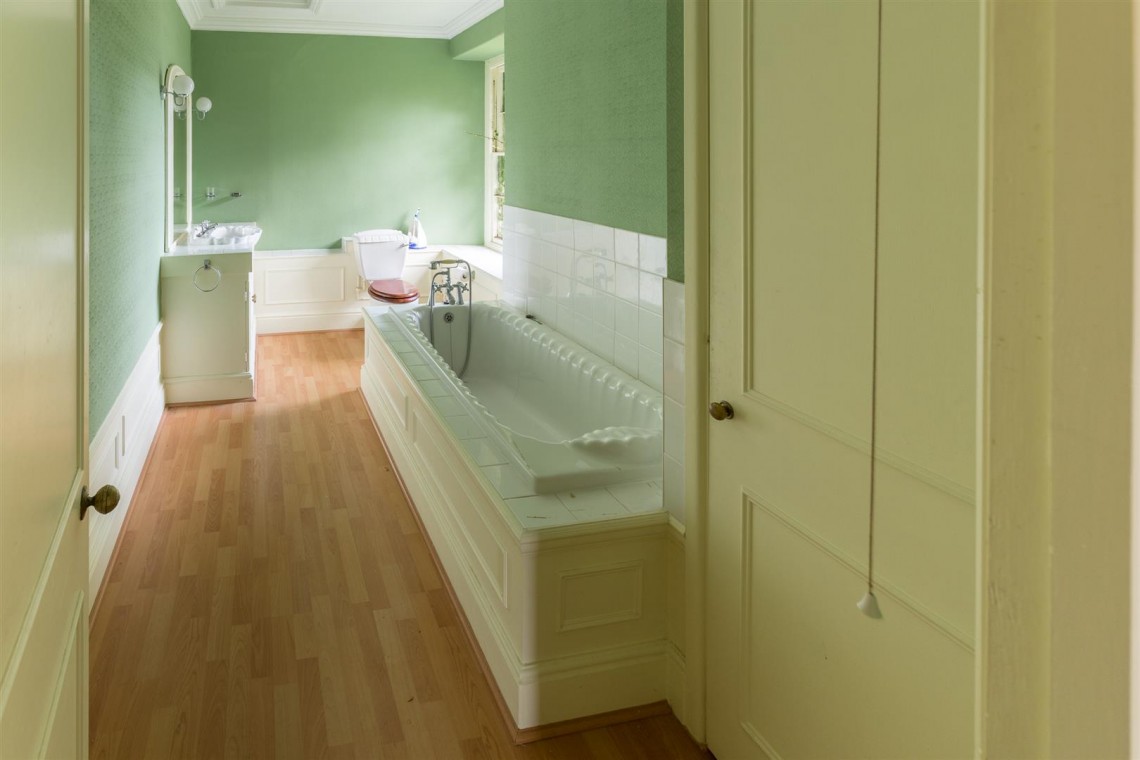 Images for GEORGIAN HOME FOR MODERNISATION - NAILSEA