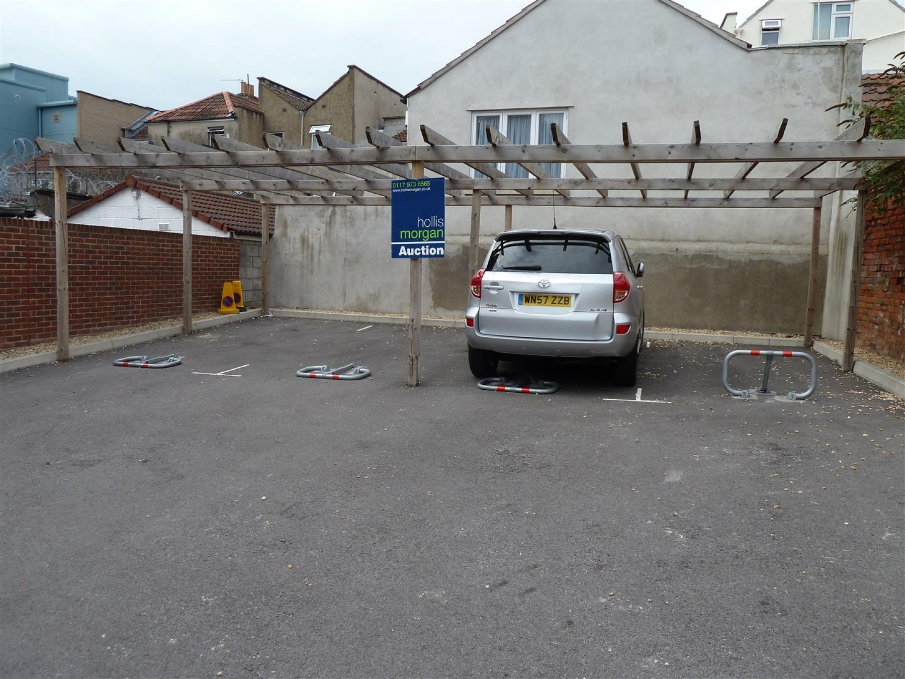 Images for 2 x SECURE PARKING SPACES - OLD MARKET