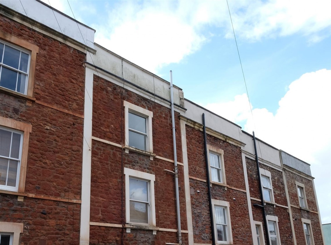 Images for FLAT WITH VIEWS - REDUCED PRICE FOR AUCTION