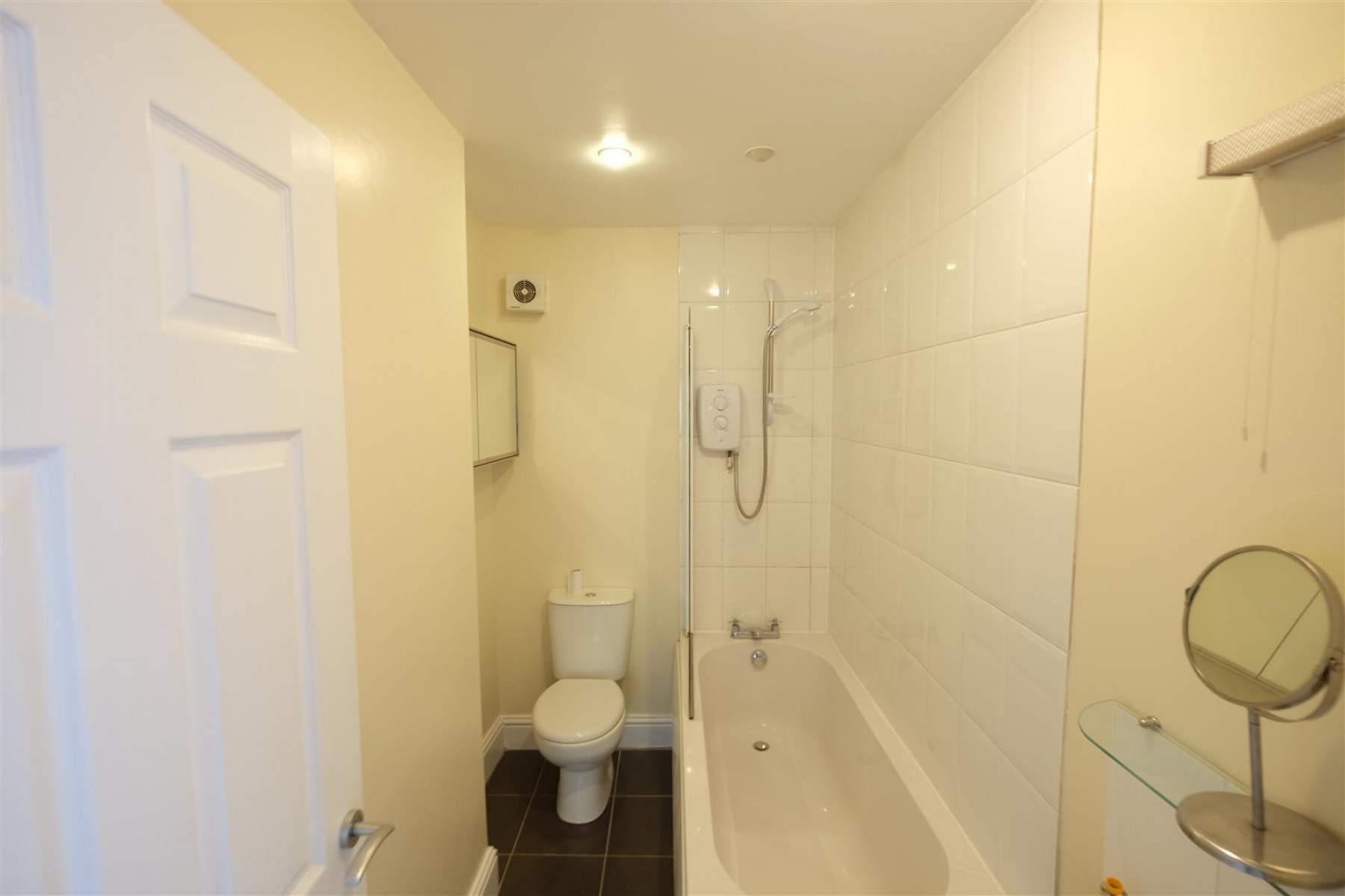 Images for FLAT WITH VIEWS - REDUCED PRICE FOR AUCTION