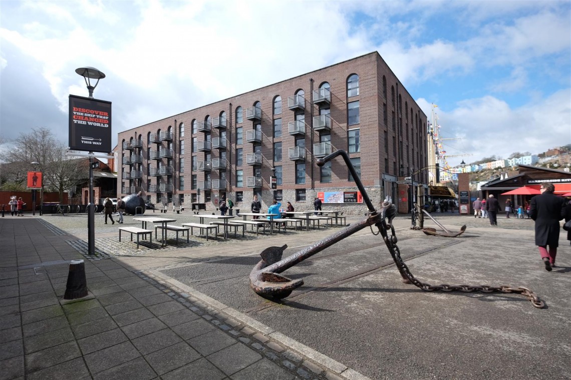 Images for HARBOURSIDE - REDUCED PRICE FOR AUCTION