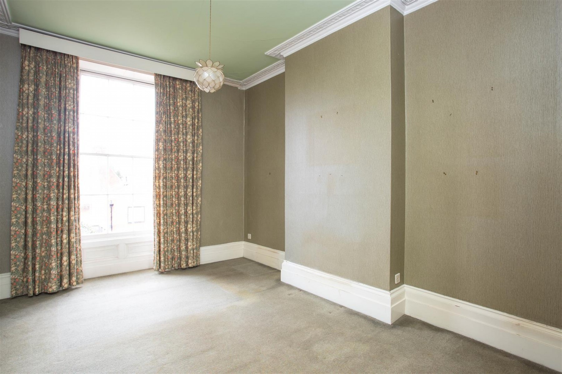 Images for CLIFTON TOWNHOUSE FOR MODERNISATION