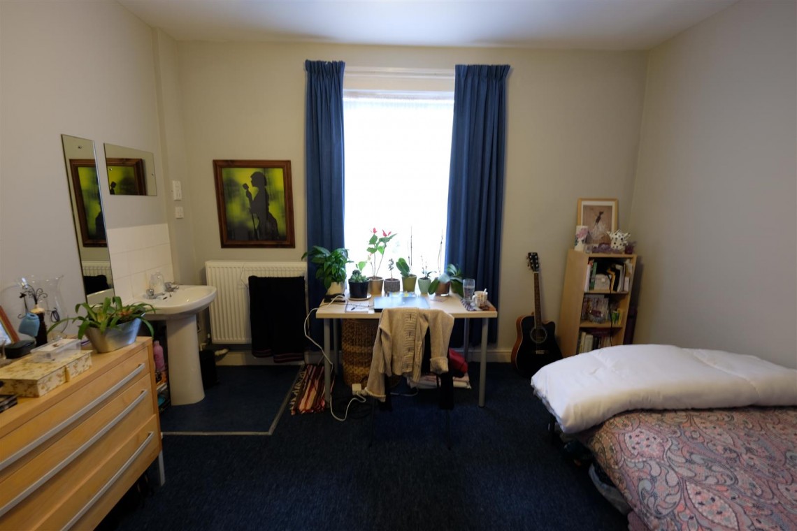 Images for 6 BED HMO + 2 BED FLAT - SOUTHVILLE