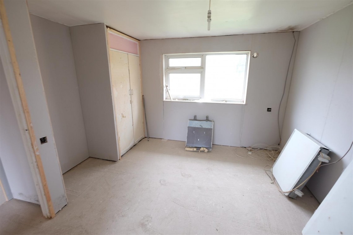 Images for BUNGALOW FOR UPDATING - PATCHWAY