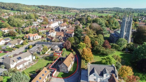 View Full Details for DETACHED HOUSE - CENTRAL WRINGTON LOCATION