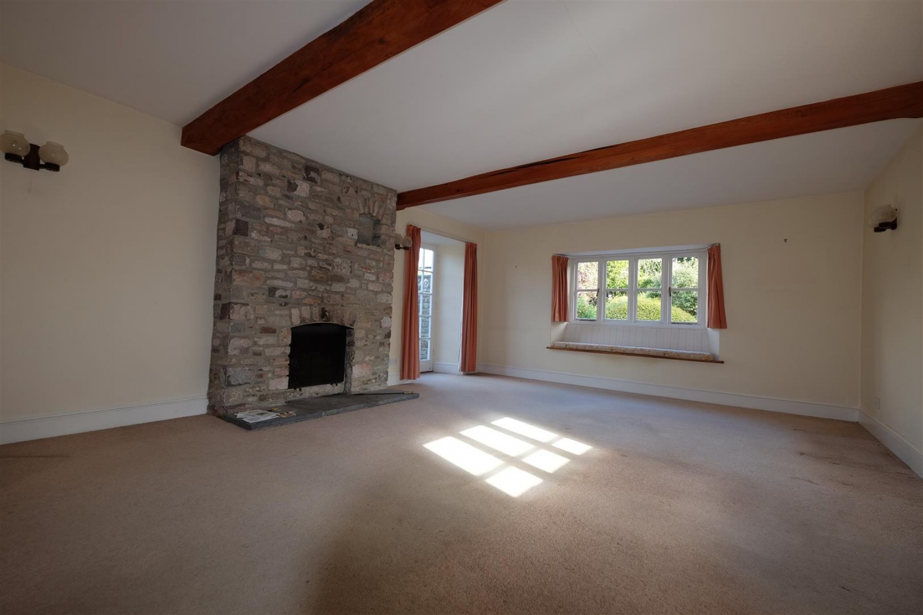 Images for DETACHED HOUSE - CENTRAL WRINGTON LOCATION