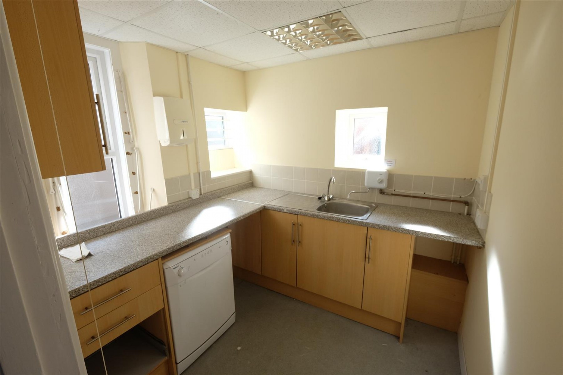 Images for FREEHOLD - SCOPE FOR RESI ON UPPER FLOORS