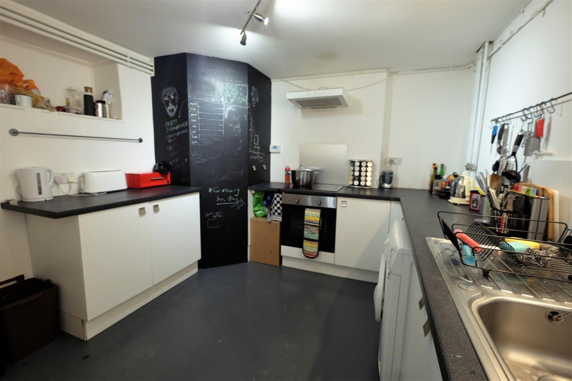 Images for STUDENT HMO - CLIFTON VILLAGE