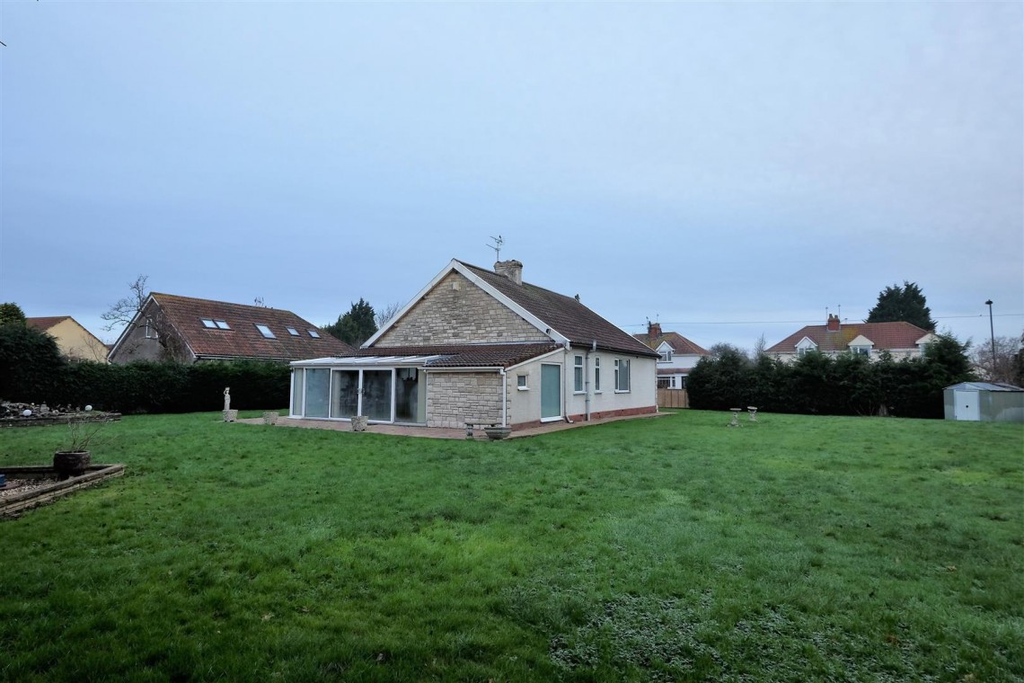 Images for DETACHED BUNGALOW ON LARGE PLOT