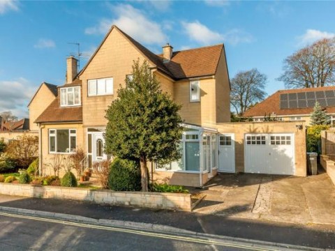 View Full Details for REDUCED PRICE FOR AUCTION - HUGE POTENTIAL