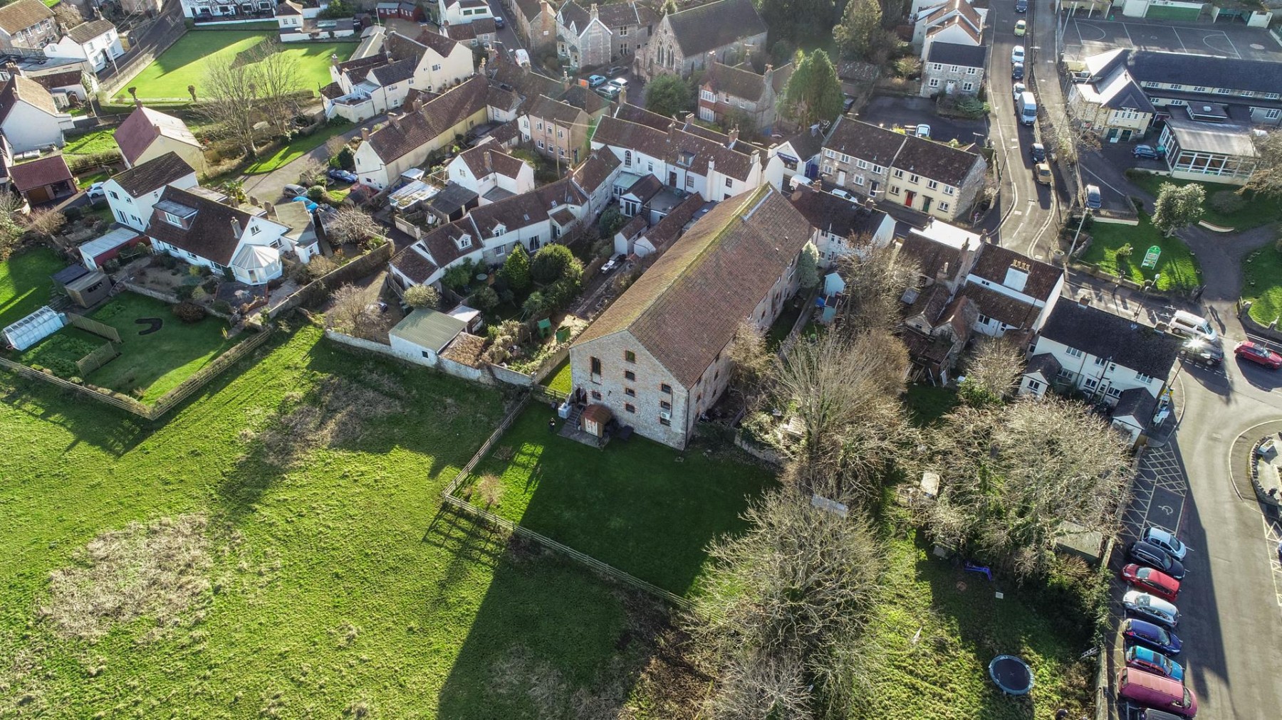 Images for IMPOSING DETACHED BUILDING - HUGE POTENTIAL