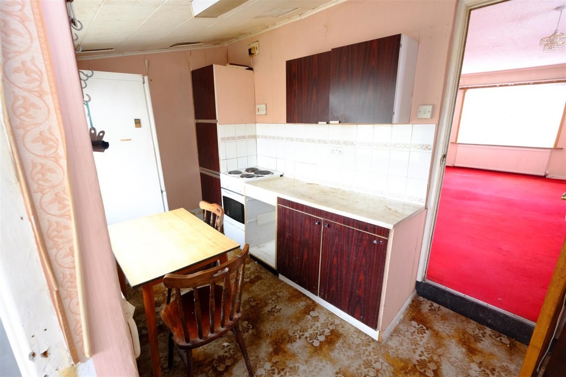 Images for DETACHED BUNGALOW FOR MODERNISATION