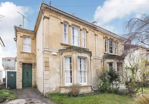View Full Details for COTHAM FAMILY HOME FOR UPDATING