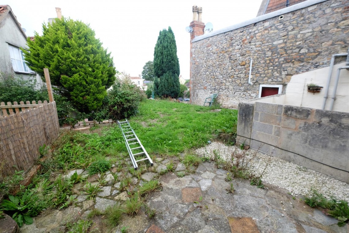 Images for HOUSE FOR UPDATING / 2 FLATS