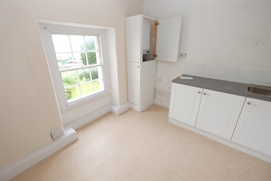 Images for HOUSE FOR UPDATING / 2 FLATS