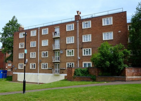 View Full Details for CITY FLAT - EXCELLENT INVESTMENT