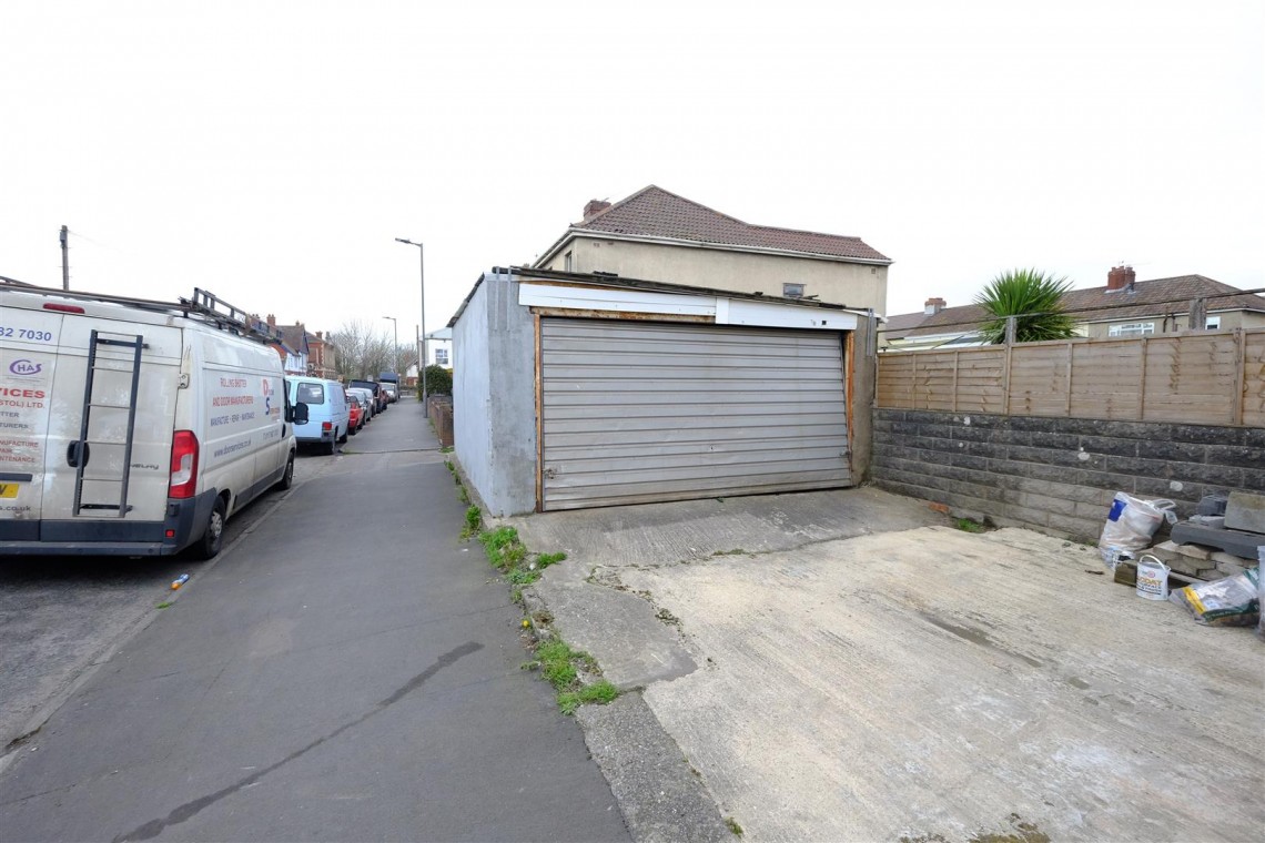 Images for DOUBLE GARAGE - DEVELOPMENT POTENTIAL