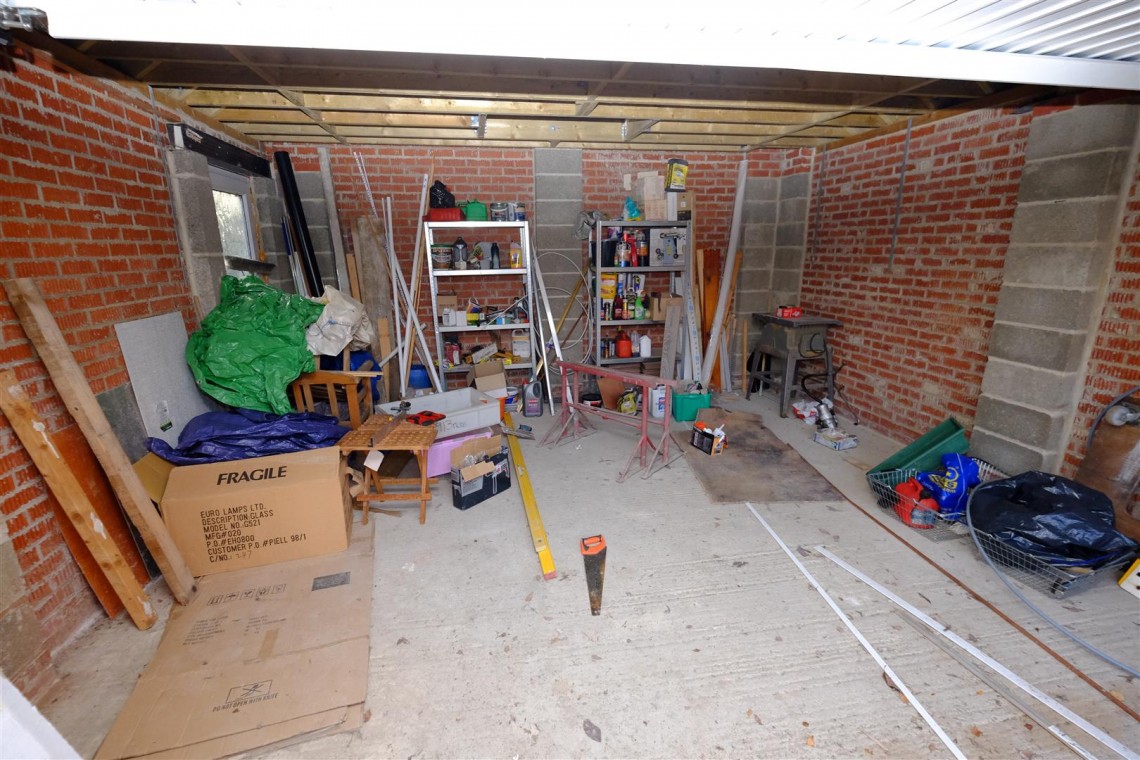 Images for DETACHED DOUBLE GARAGE - TEWKESBURY