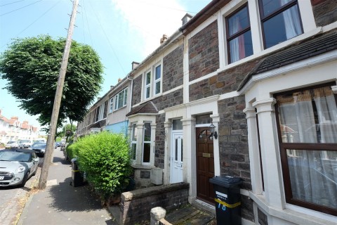 View Full Details for HOUSE FOR MODERNISATION - FISHPONDS