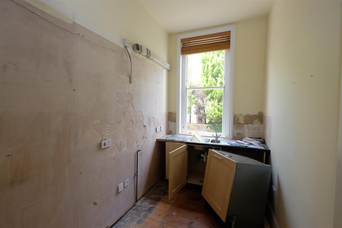 Images for FLAT FOR RENOVATION - CHELTENHAM