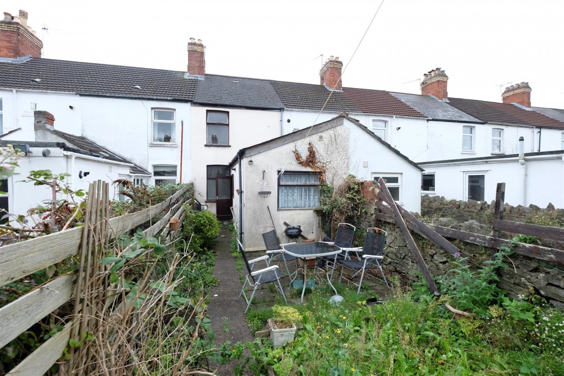 Images for HOUSE FOR UPDATING - ROATH