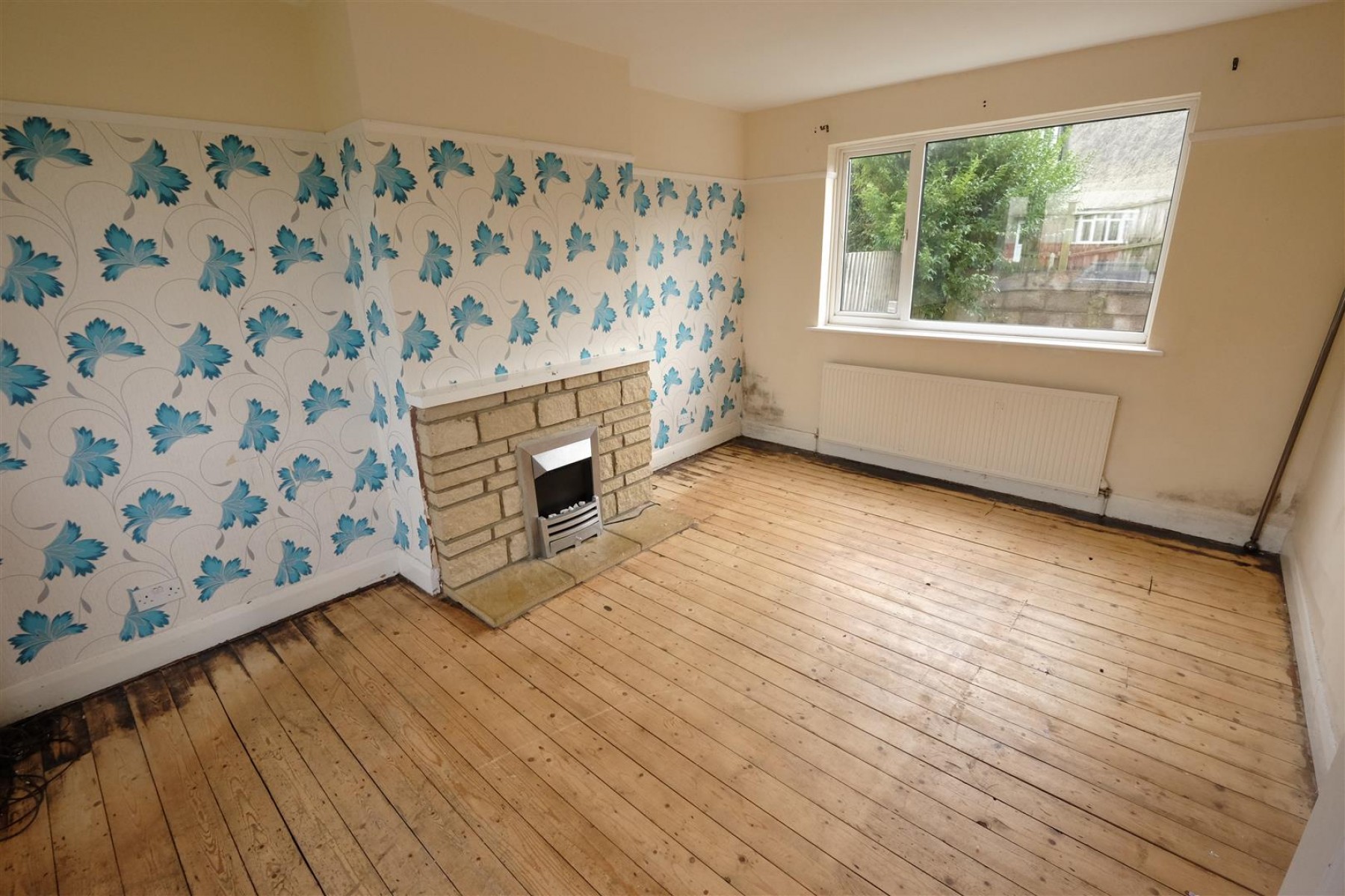 Images for HOUSE WITH POTENTIAL - DURSLEY