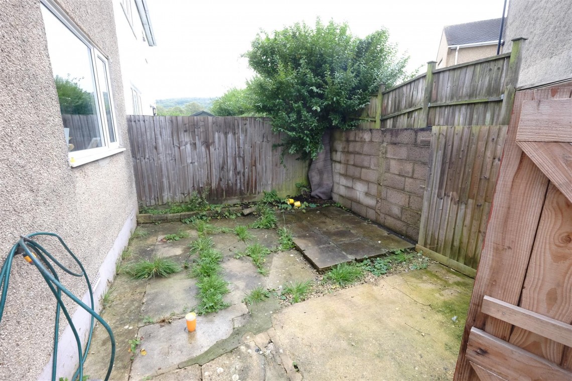 Images for HOUSE WITH POTENTIAL - DURSLEY