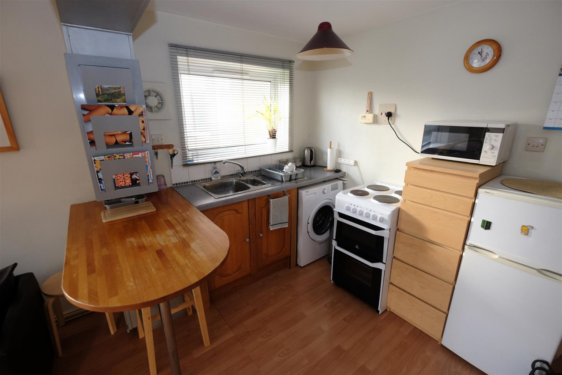 Images for STUDIO FLAT - SHIREHAMPTON