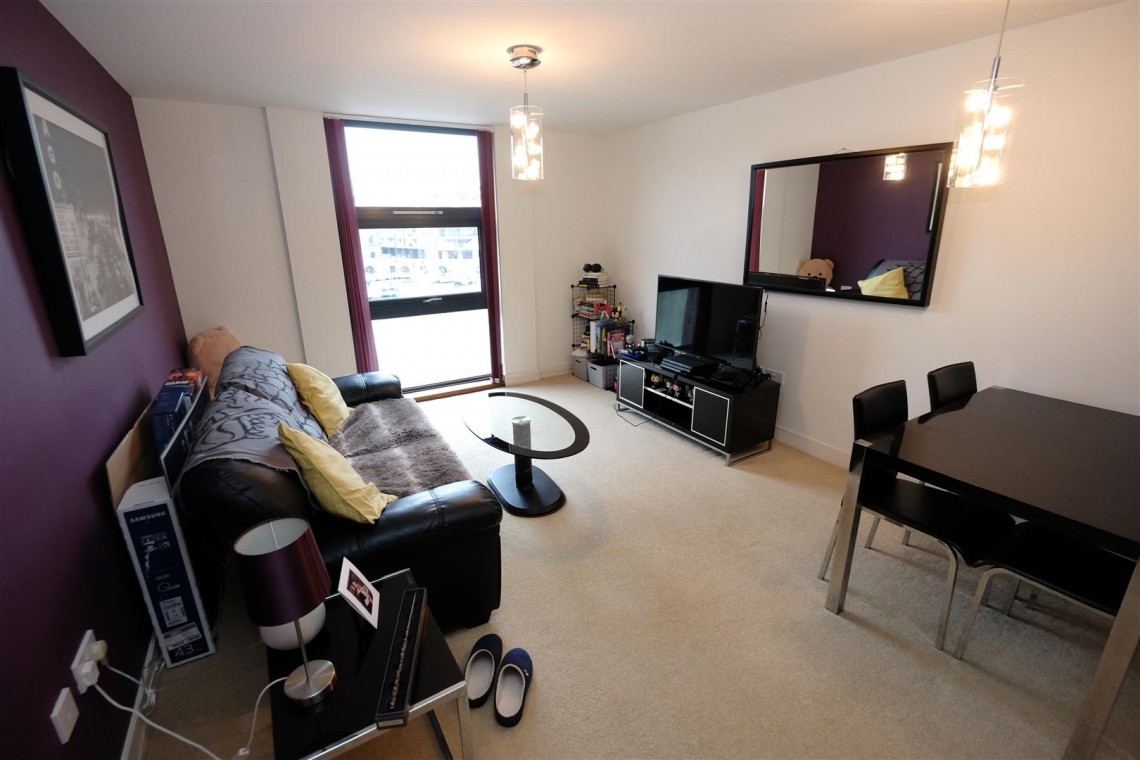 Images for MODERN 1 BED - REDUCED PRICE FOR AUCTION