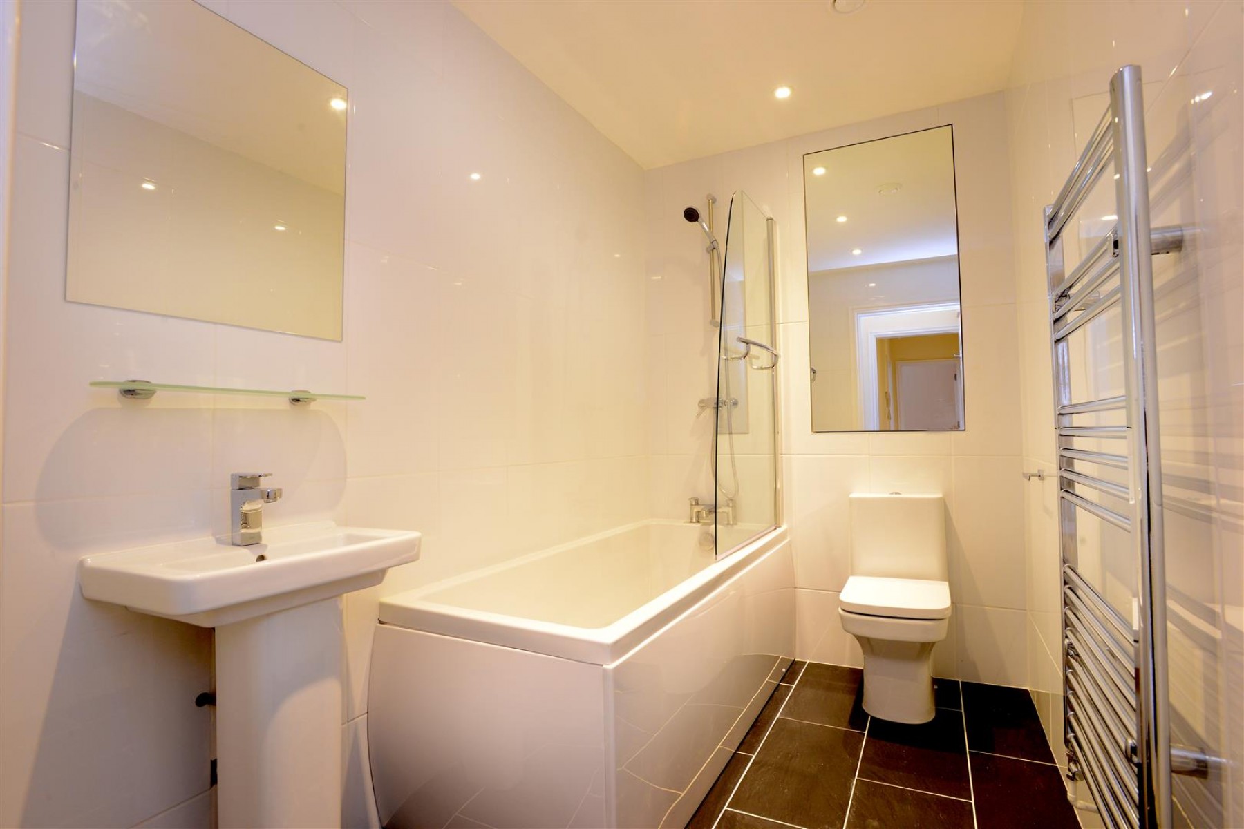 Images for FREEHOLD & GROUND RENTS - GL1