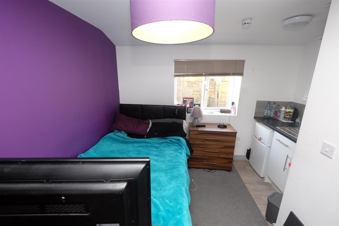 Images for HMO - £41K PA - KINGSWOOD