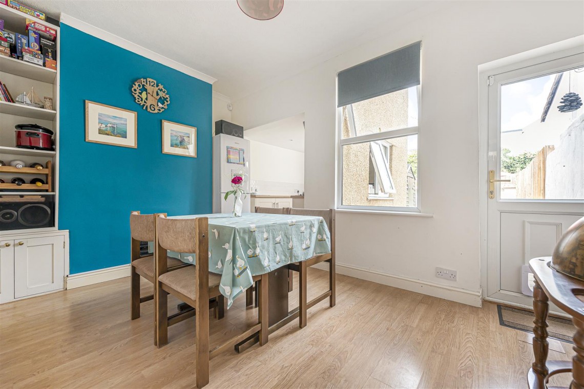 Images for Bradley Crescent, Shirehampton