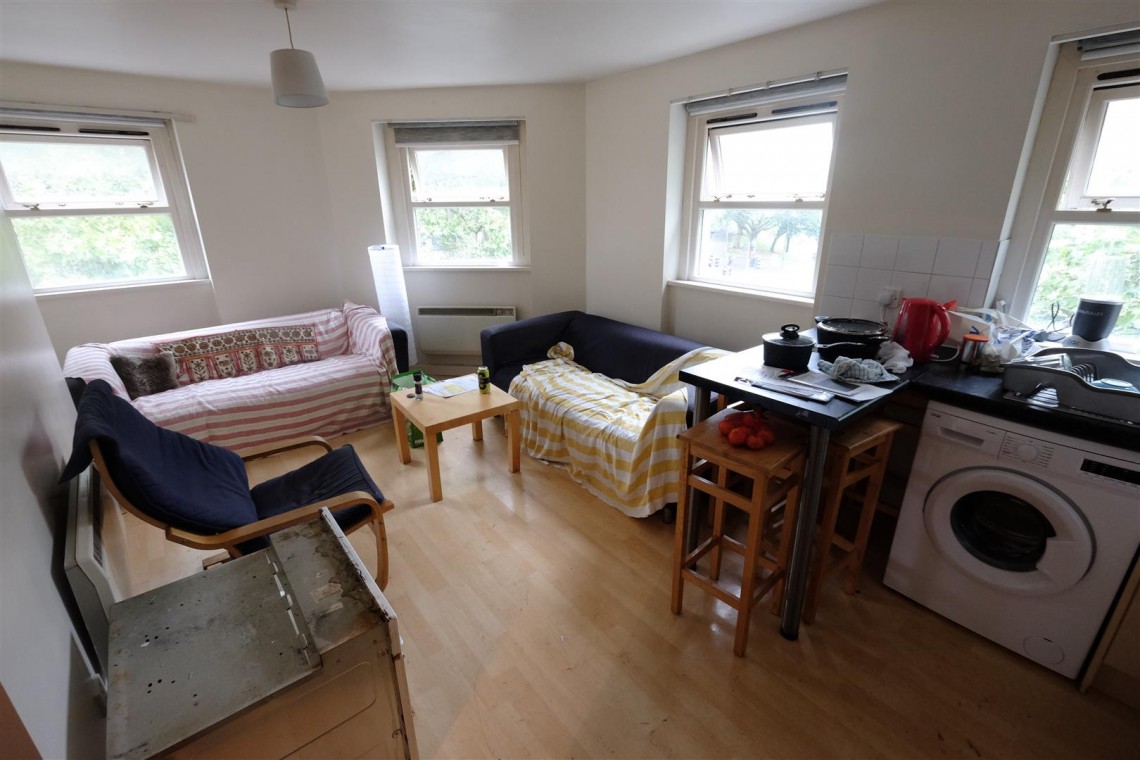 Images for 5 BED STUDENT FLAT - BALDWIN ST