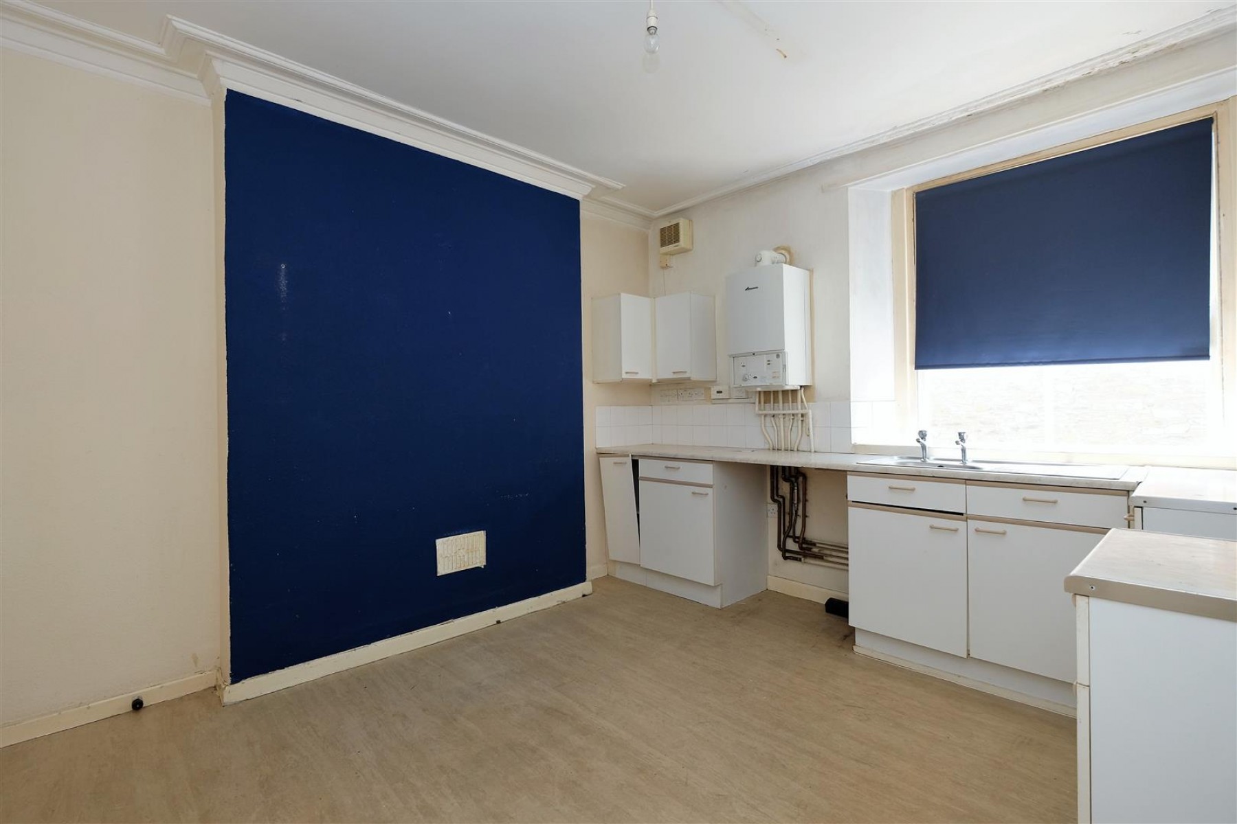 Images for FLAT FOR UPDATING - KINGSDOWN