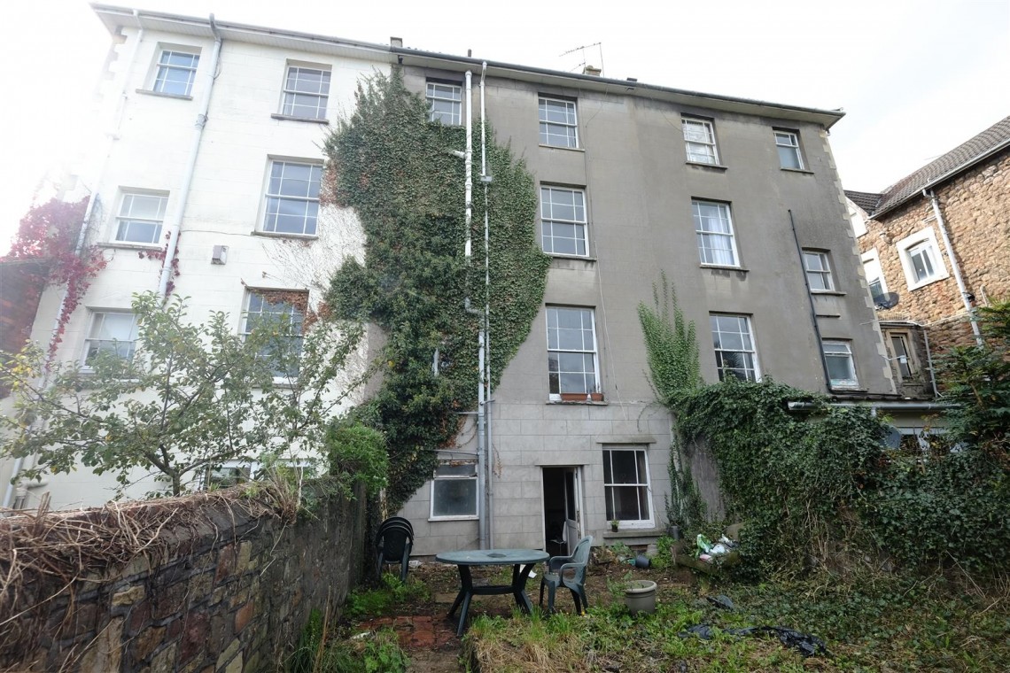 Images for FREEHOLD BLOCK OF 4 FLATS - REDLAND