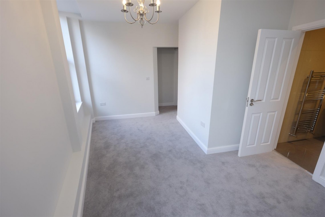 Images for RENOVATED 3 BED FLAT - BS3