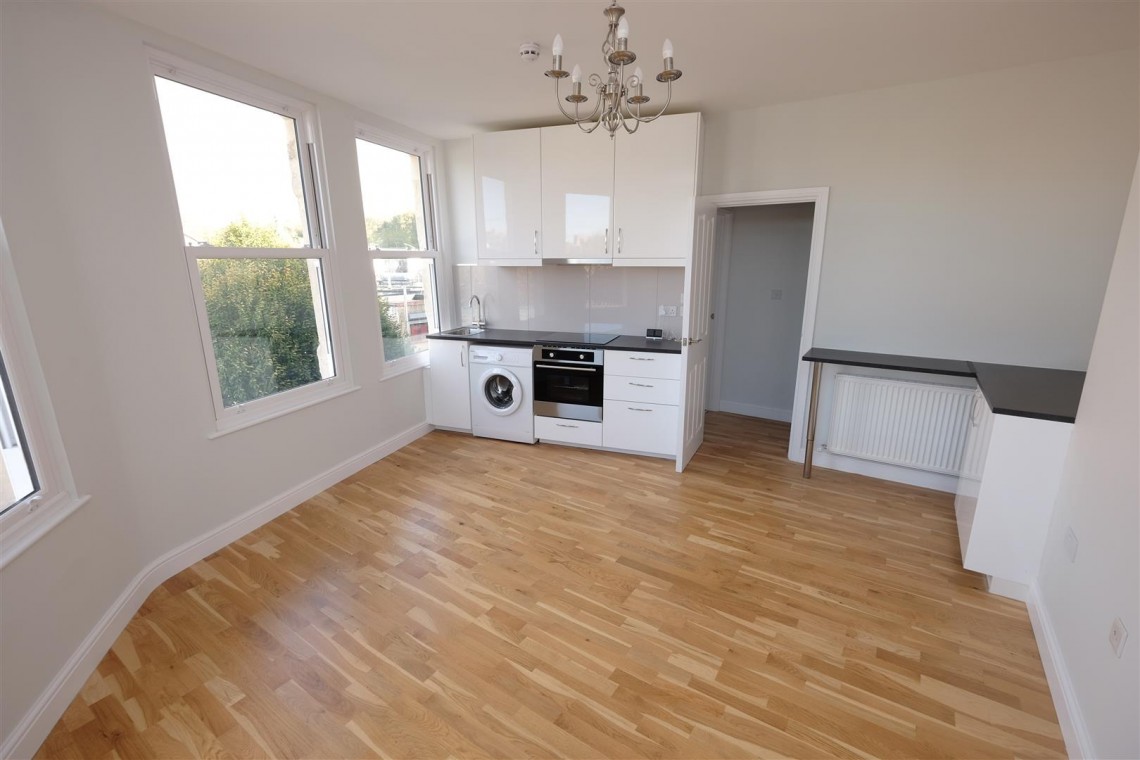 Images for RENOVATED 1 BED - REDUCED PRICE FOR AUCTION