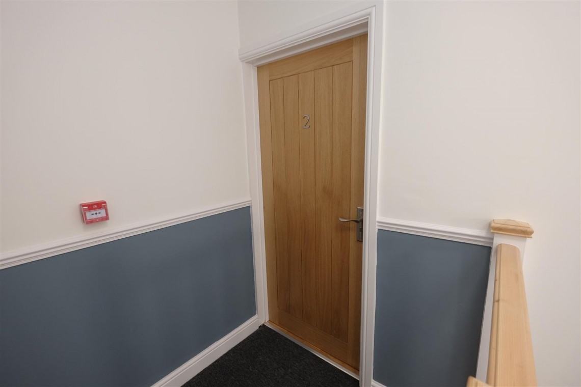 Images for RENOVATED 1 BED - REDUCED PRICE FOR AUCTION