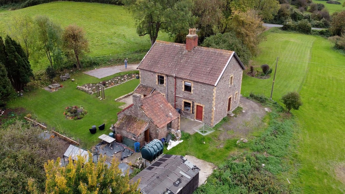 Images for HOUSE & SMALLHOLDING FOR UPDATING - 6 ACRES