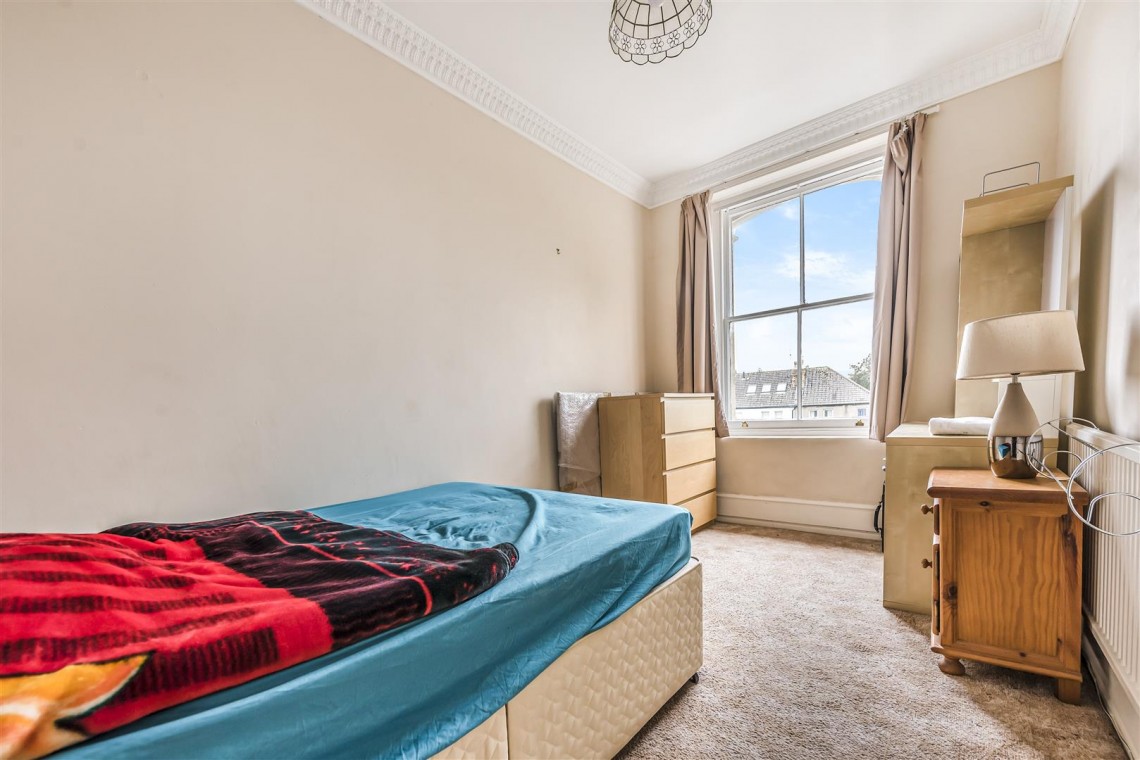 Images for CLIFTON FLAT FOR UPDATING & REDUCED PRICE