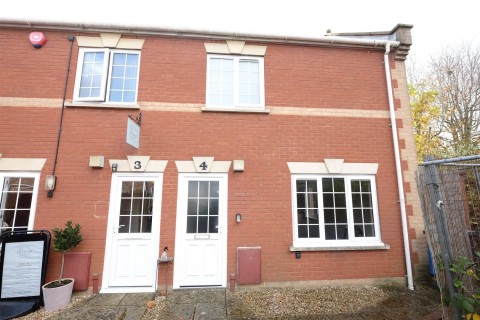 View Full Details for VACANT MODERN HOUSE - TAUNTON