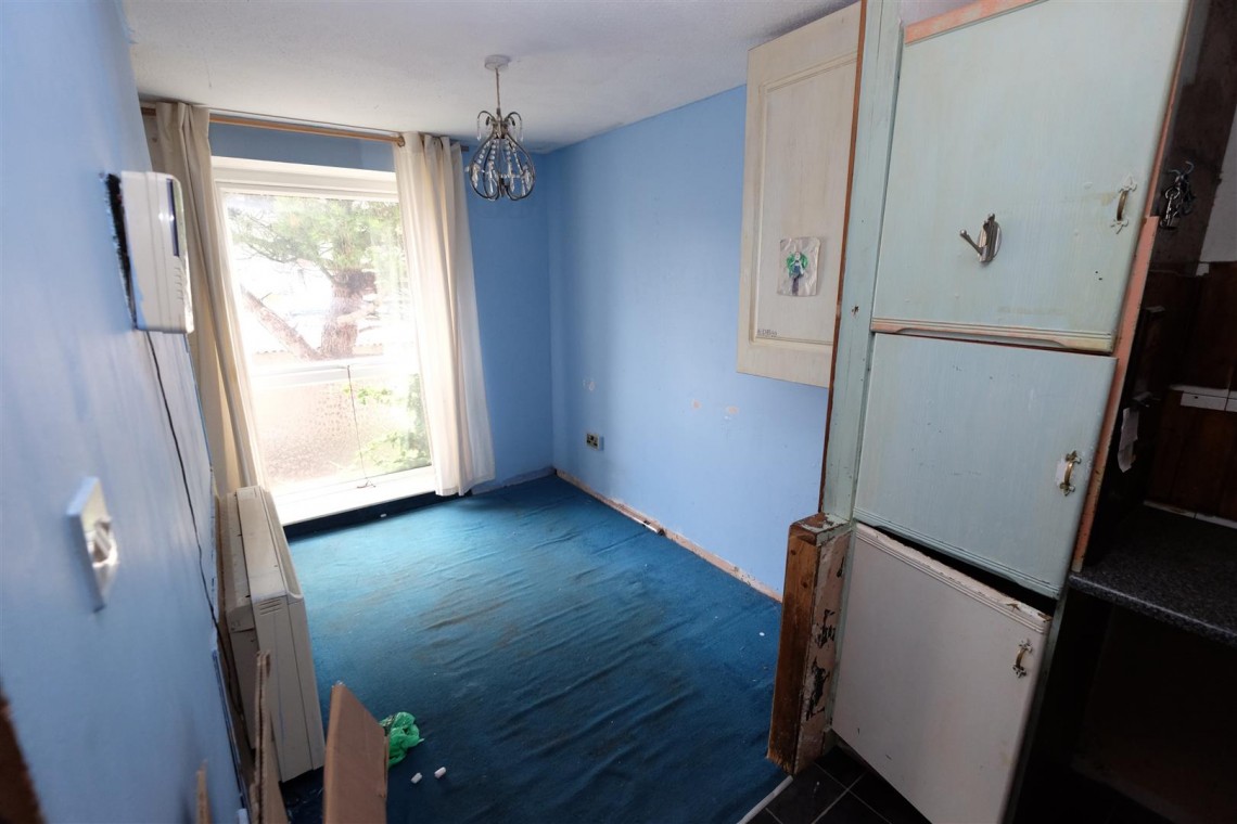 Images for MAISONETTE FOR UPDATING - WARMLEY